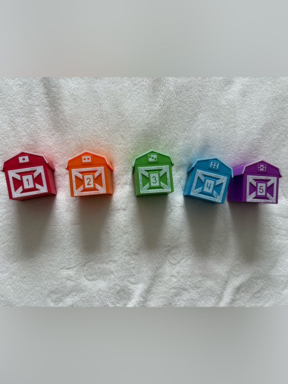 Learning Resources Peekaboo Learning Farm Numbered Toy Barn set
